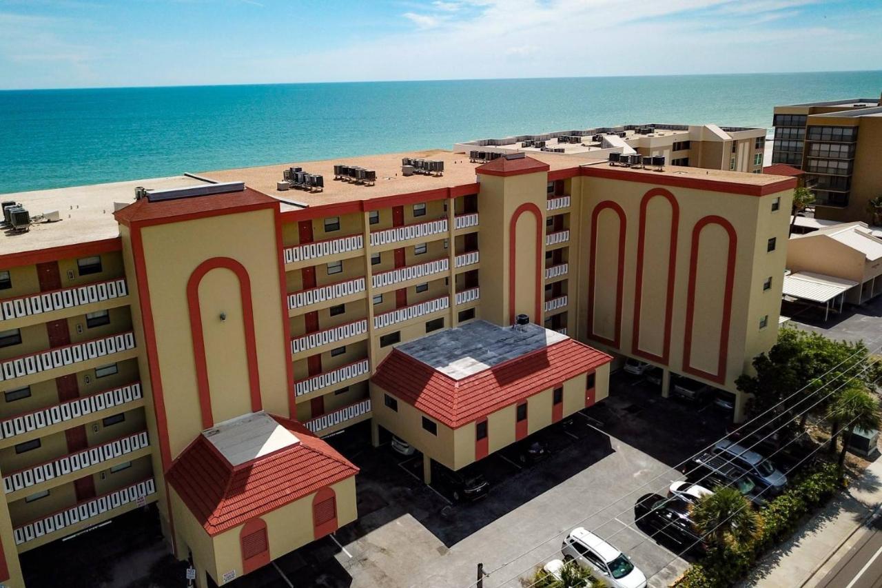 100 - Las Brisas St. Pete Beach Exteriör bild